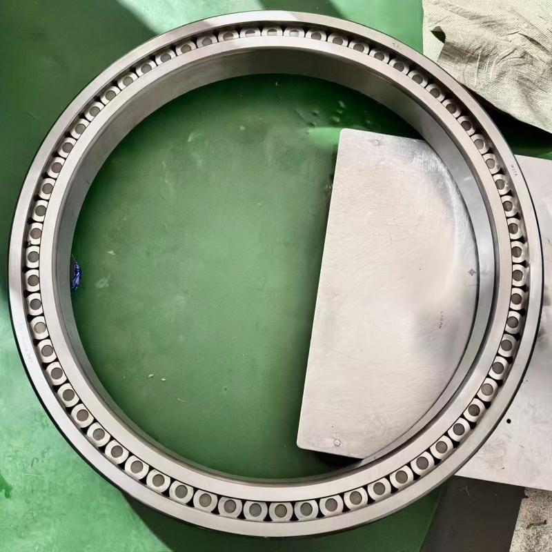 NCF 18/750V Single-Row Full Complement Cylindrical Roller Bearing