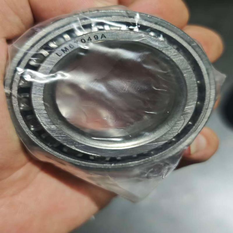 LM67049/LM67010 Tapered Roller Bearing Set