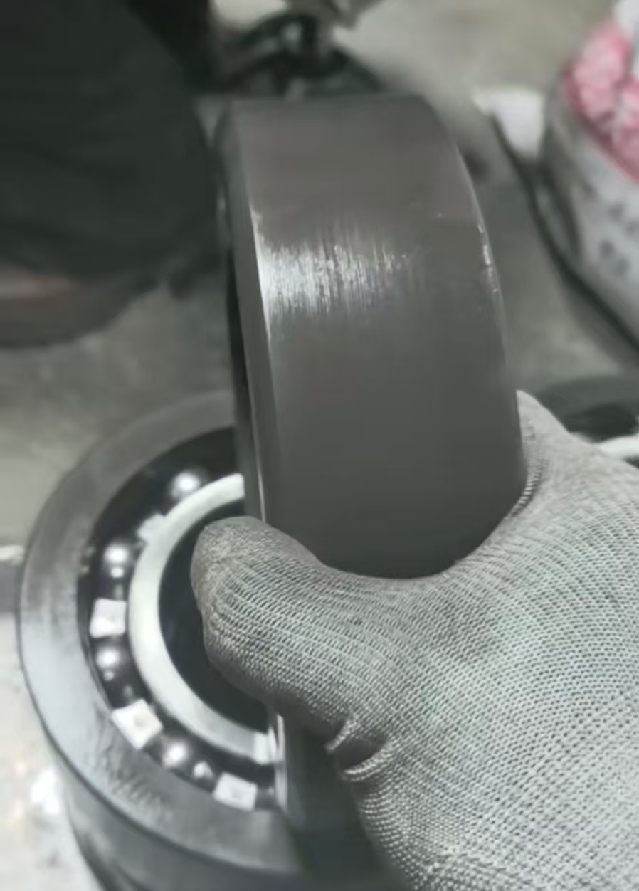 10220D High-Capacity Forklift Mast Bearing
