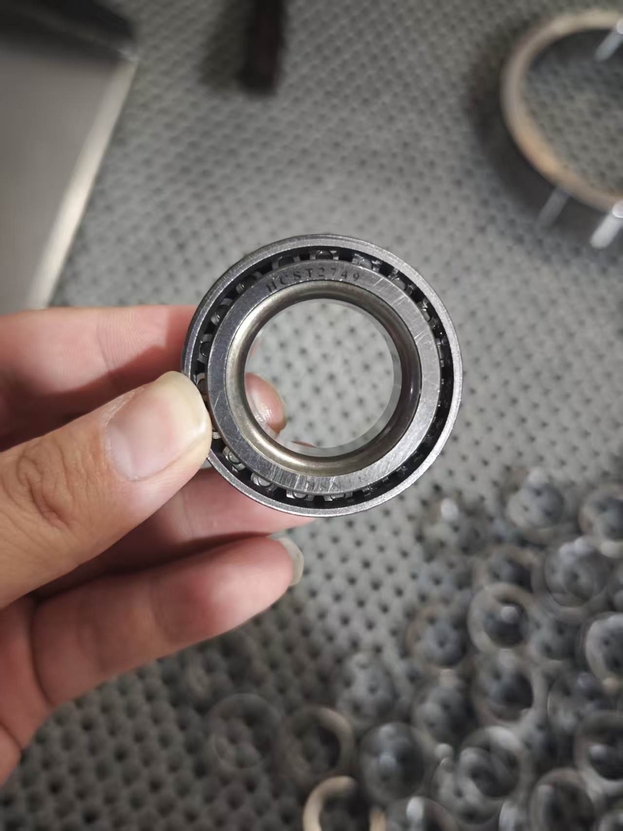 HCST2749 Tapered Roller Bearing