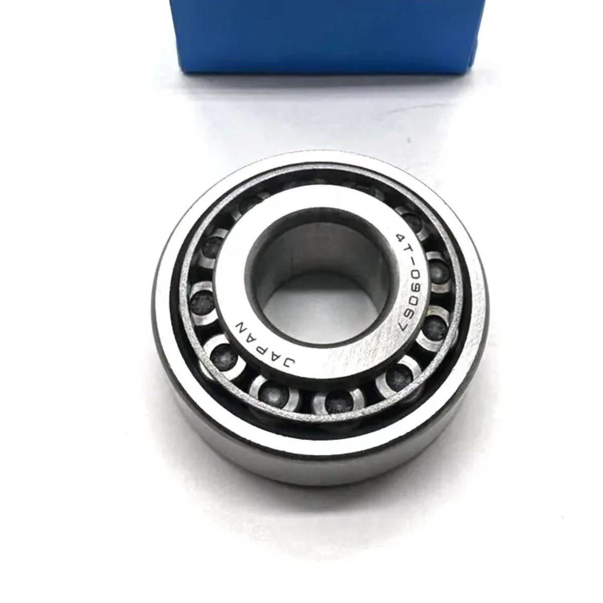 09067/09195 Compact Imperial Tapered Roller Bearing