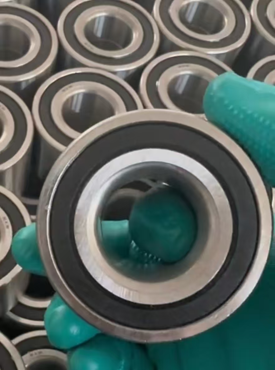 DAC286142 Auto Wheel Hub Bearing
