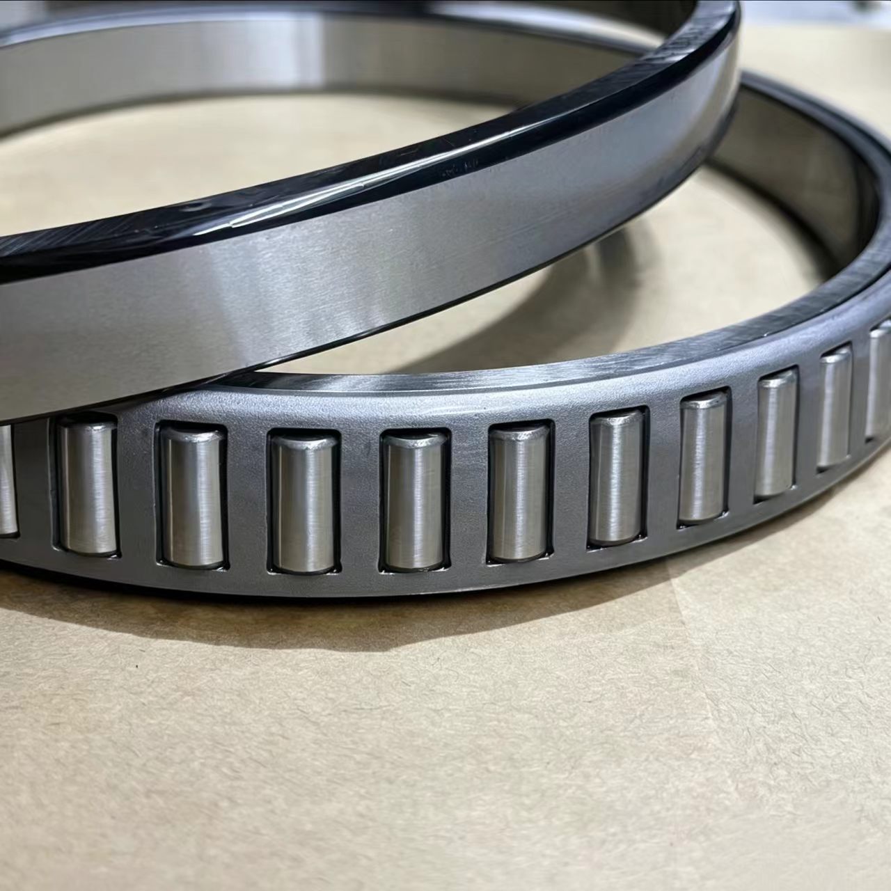 PSL610-304 Thin-Section Metric Tapered Roller Bearing