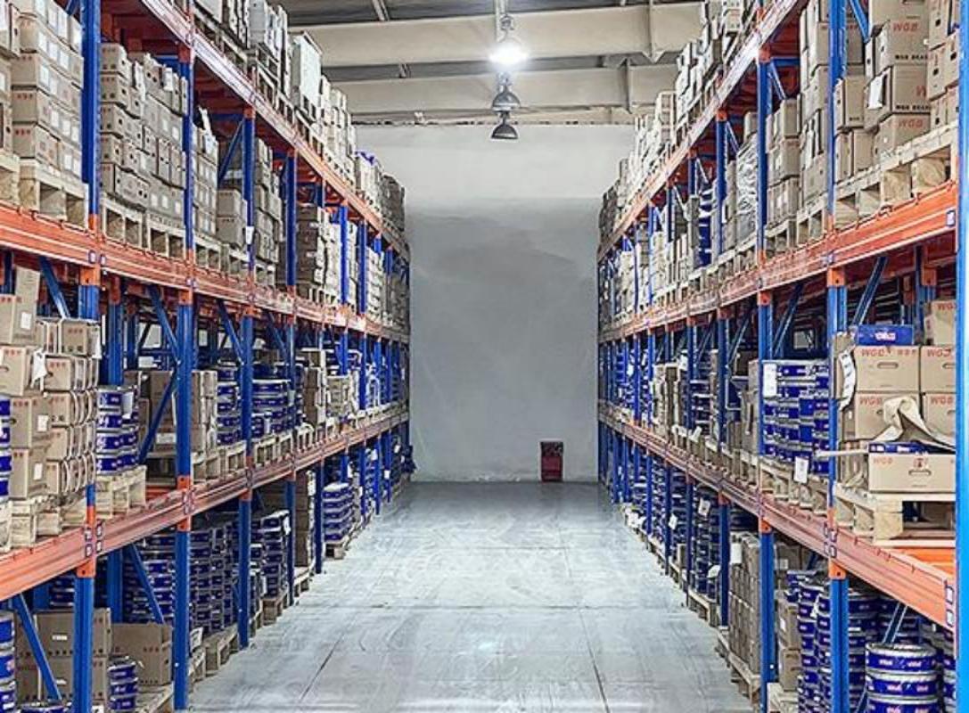 A Bearing Manufacturer Instead Trading Company