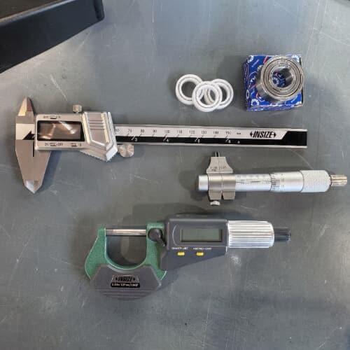 Bearing cross reference and part number identification Bearing cross reference and part number identification
